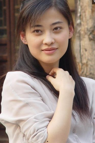 小七明星网红是谁,她是如何成为网络红人的？