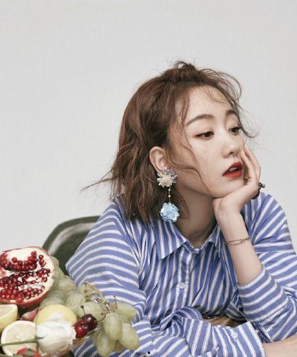 女明星网红照片不露脸,揭秘网红女明星的神秘面纱