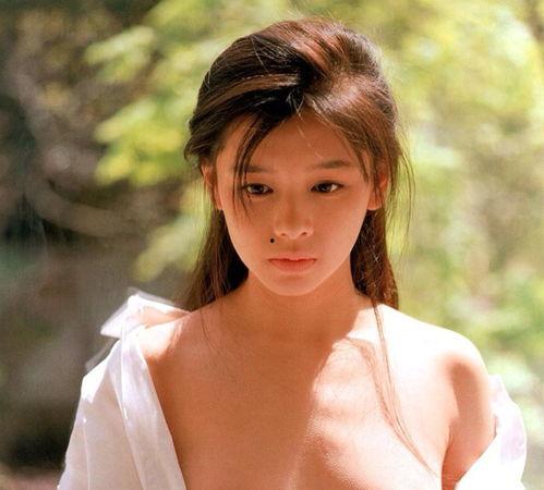 大方脸明星网红图片女,独特魅力，引领时尚潮流