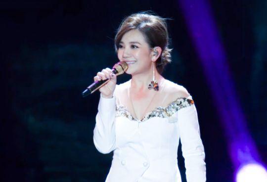 延吉明星网红有哪些名字,揭秘延吉明星网红们的璀璨名字世界”