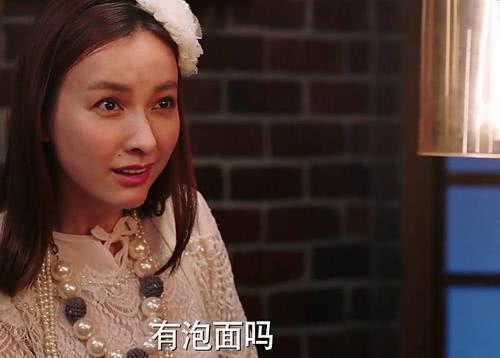 明星网红泡面法师是谁,揭秘网红明星背后的泡面魔法传奇