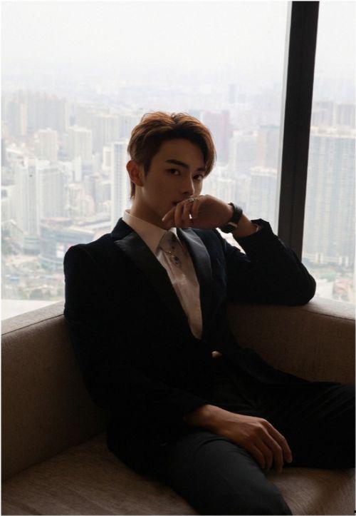 今日吃瓜爆料许凯,瓜田里的明星，揭秘娱乐圈背后的故事