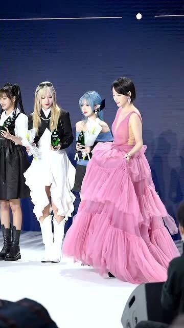 明星网红喜欢用什么桌布