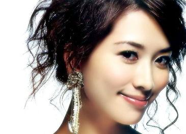 现在女孩都像明星网红吗