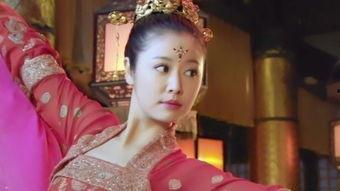 女明星网红戴佛牌,神秘信仰背后的魅力人生